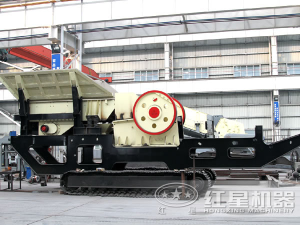 履帶式流動碎石機(jī)
