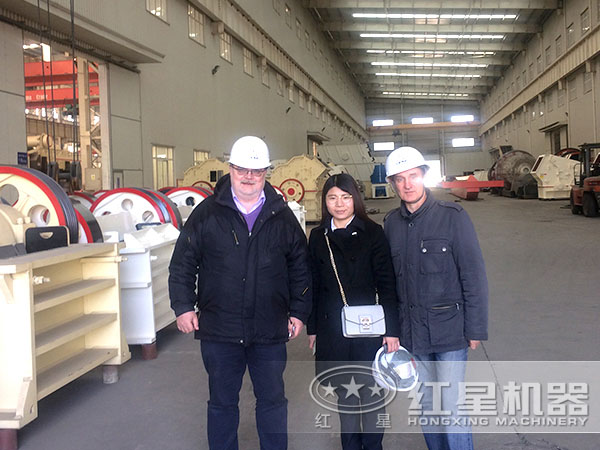用戶來廠參觀試機