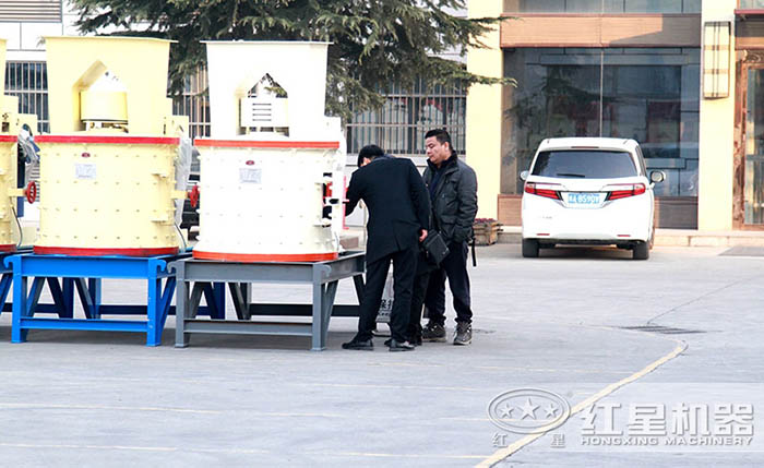 用戶來(lái)廠參觀試機(jī)復(fù)合破
