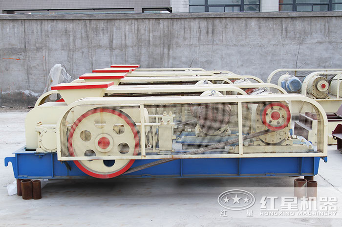 對(duì)輥式破碎機(jī)設(shè)備，價(jià)格優(yōu)惠